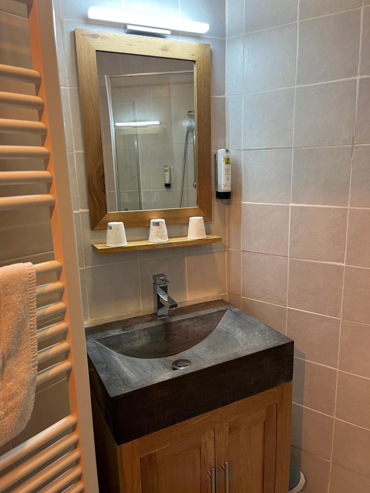 Logis Le Chalet Saint-Maurice-en-Trièves Kültér fotó