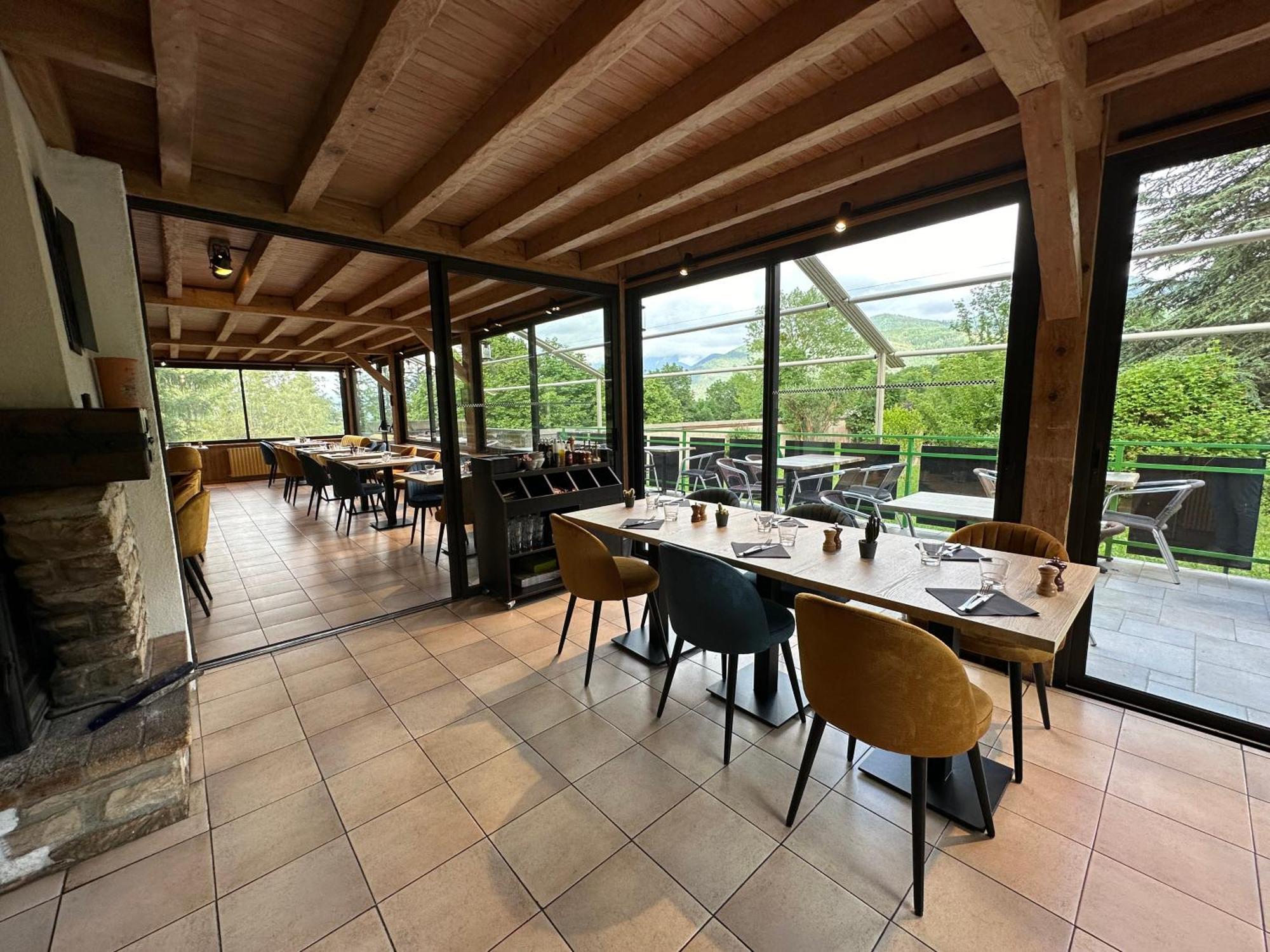 Logis Le Chalet Saint-Maurice-en-Trièves Kültér fotó